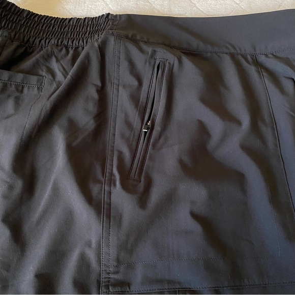 ATHLETA CHELSEA CARGO LINED PANT BLACK. SIZE 16 - Picture 9 of 16